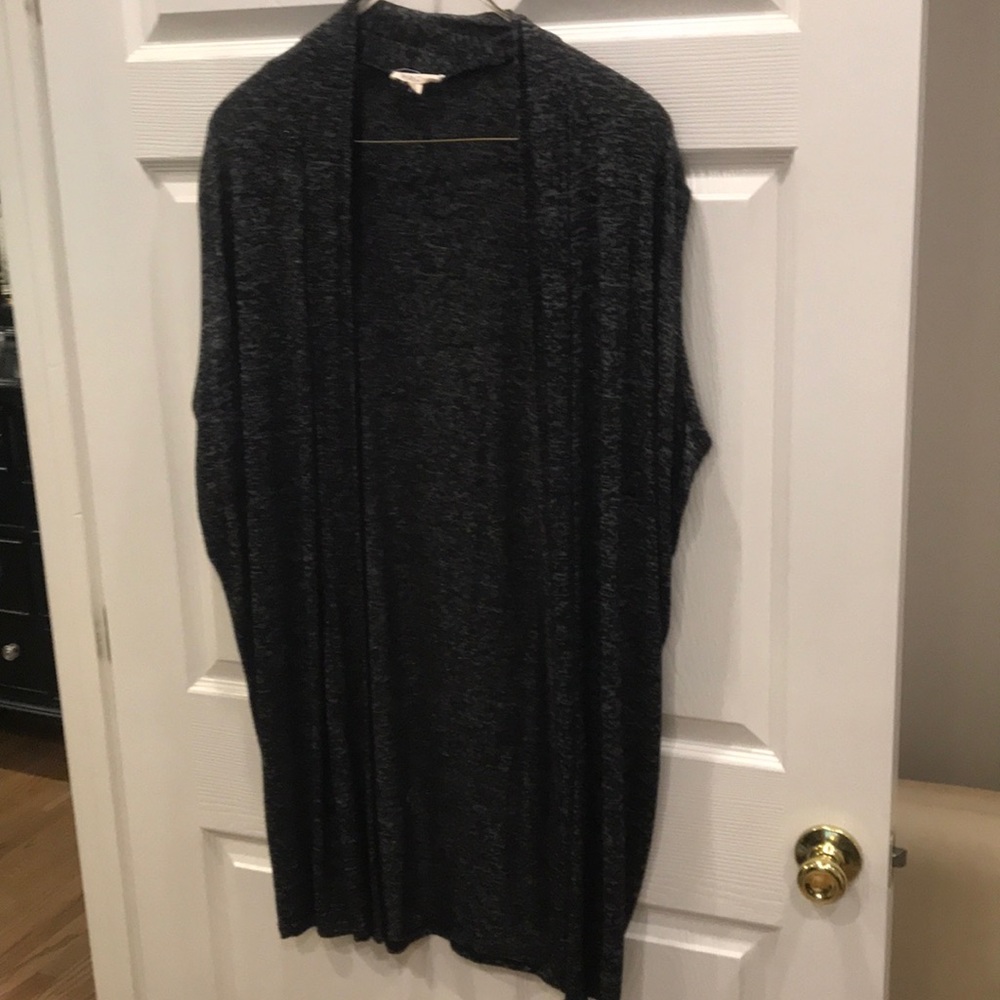 Long sleeveless duster